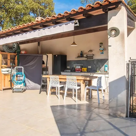 Independant De 50m2 Ferienhaus